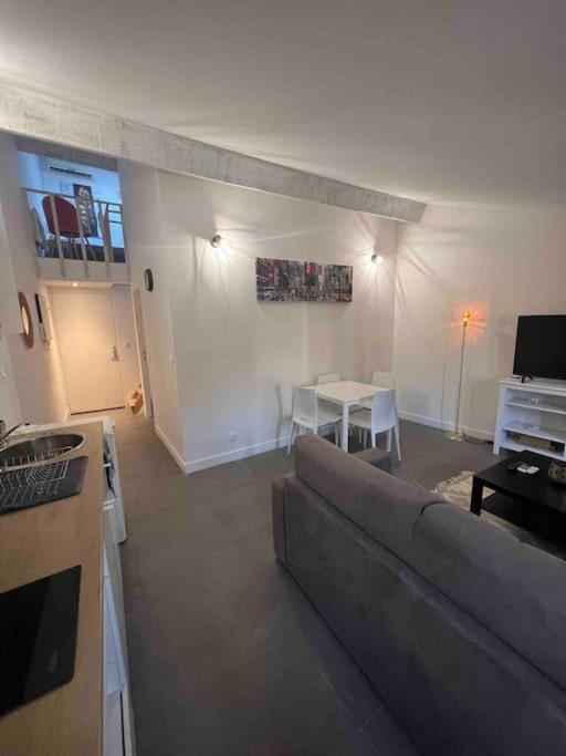 Magnifique T3 Duplex Appartement Aubagne Buitenkant foto