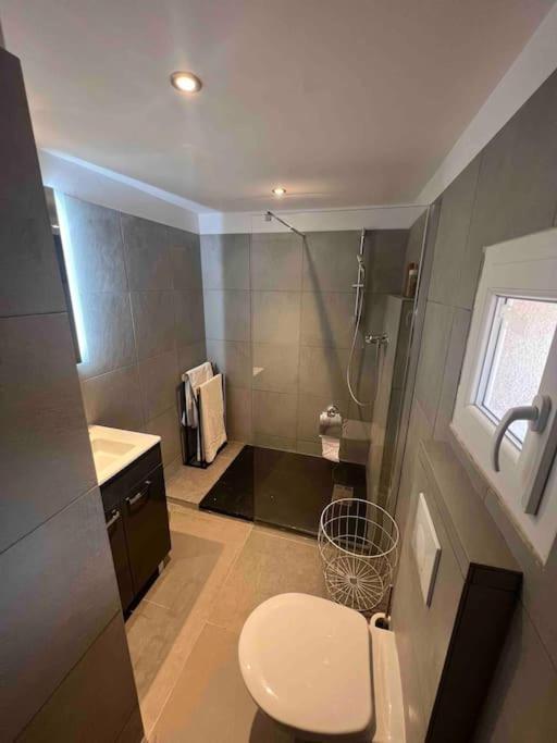 Magnifique T3 Duplex Appartement Aubagne Buitenkant foto
